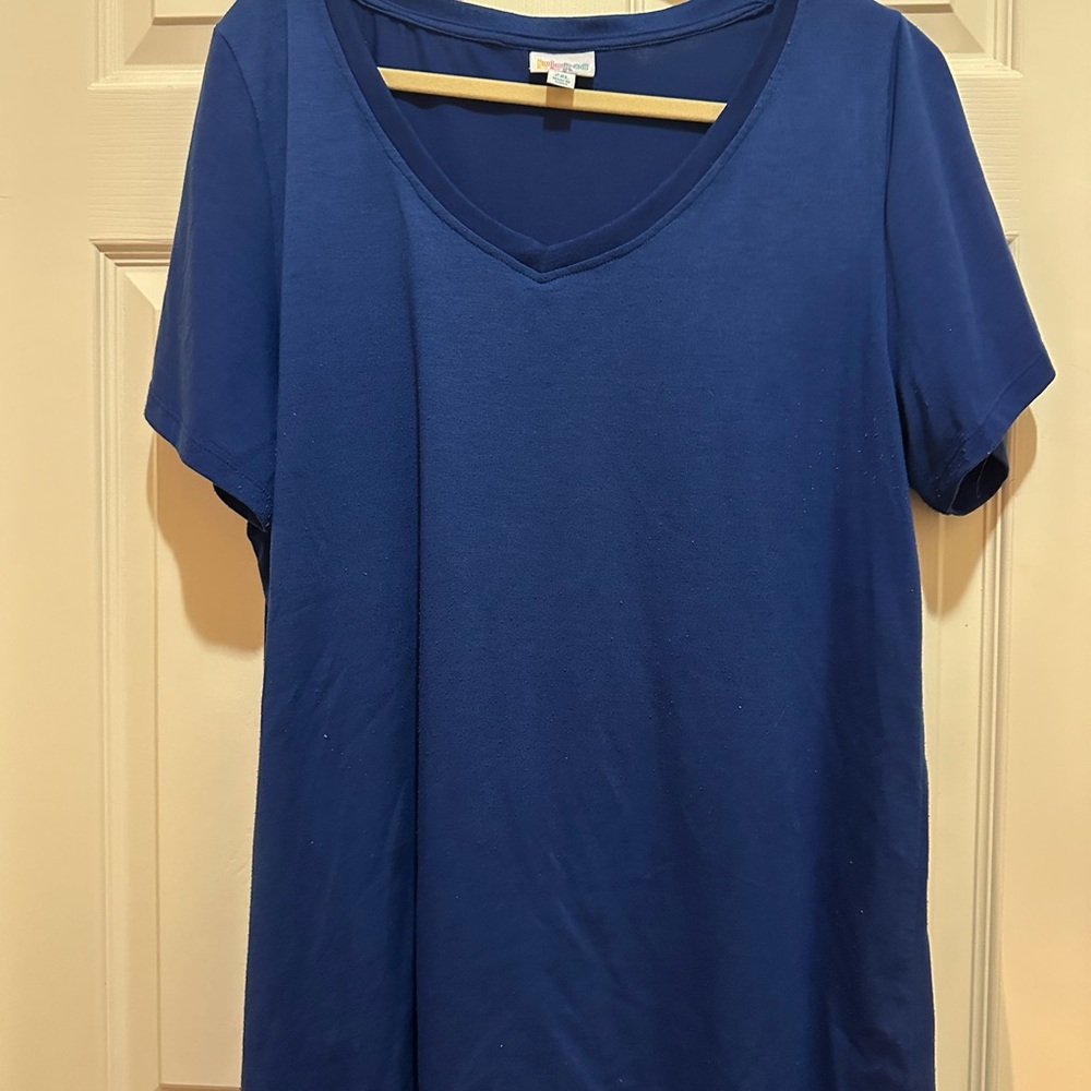 LuLaRoe Deep Blue Short Sleeve Tee